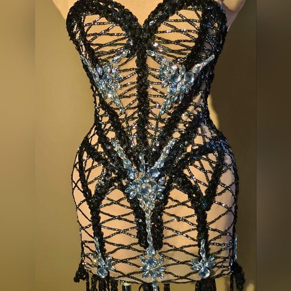 Corsage bodycon crystalized dress - Picture 2 of 5